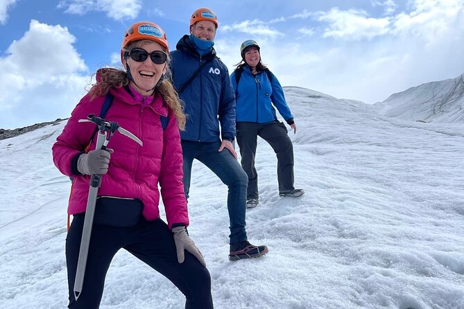 Hike Matanuska Glacier w/Alaska Local Honey, Wine Tasting - Honey and Wine: What That Stop Is Actually Like