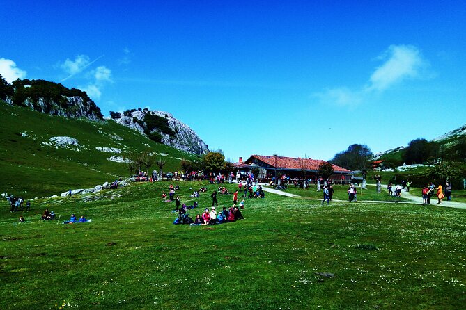 Hike the heart of the Basque country - Breakfast Before the Climb: Fuel You’ll Actually Taste