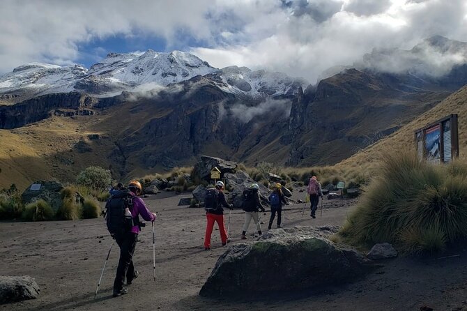 Hiking Excursion to the Iztaccíhuatl Volcano from Puebla - Getting There: 6:00 am Pickup and Private Round-Trip Transport