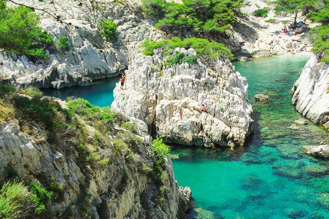 Hiking in the Calanques National park from Marseille - Key things to know before you go