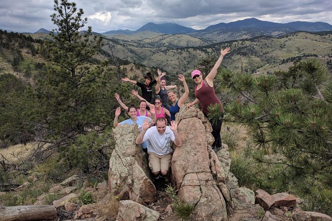 Hiking in the Rockies - Group hike tour near Denver - Key points to know before you go