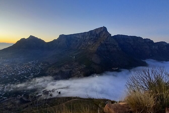 Hiking Lion's Head for Sunrise or Sunset - The guide and headlamp difference on a 7-person hike