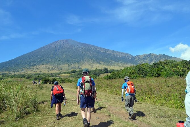 Hiking Rinjani 3 days 2 nights summit - Lake - Day 1: Sembalun Grasslands, Pos Checks, and Camp at the Rim