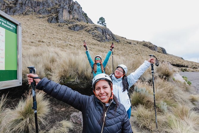 Hiking Tour on the Iztaccíhuatl Volcano from Puebla - The long ride and the dirt-road reality