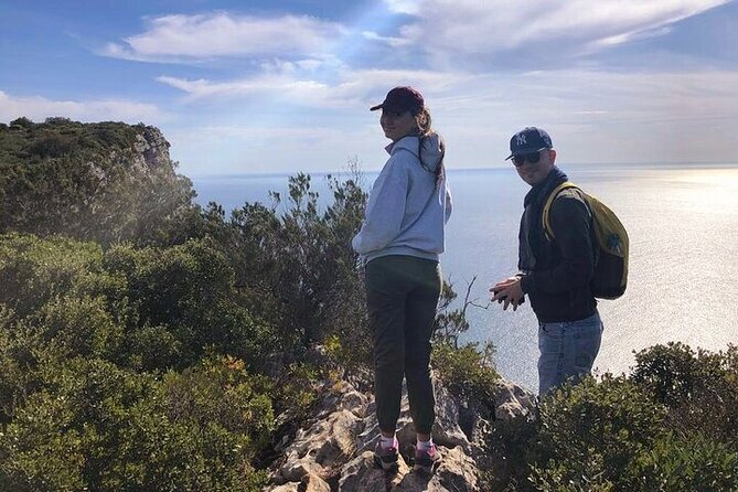Hiking tour to the highest limestone cliff of continental Europe - Flora, wildlife, and local context with Rui and Andre Marques