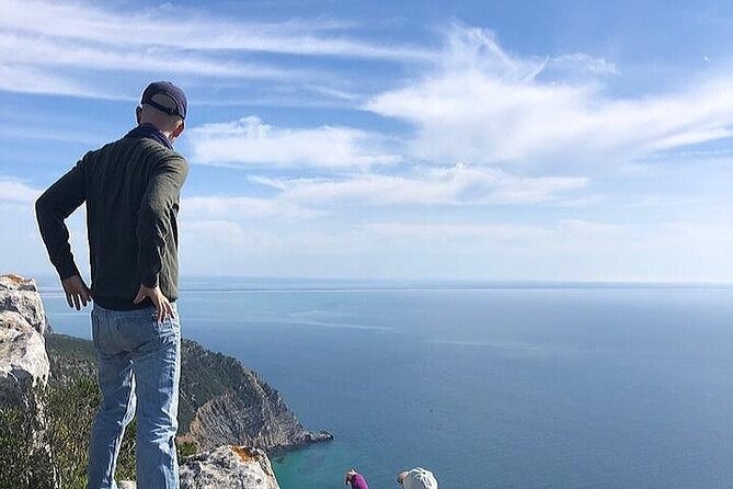 Hiking tour to the highest limestone cliff of continental Europe - The 381m viewpoint: Europe’s highest limestone cliff payoff