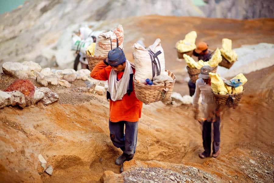 Ijen Crater Blue Fire Night Hike - Gear You Actually Need: Headlamp, Gas Mask, and Warm Clothing