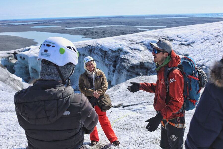 Jökulsárlón: Vatnajökull Glacier Guided Hiking Tour - Key highlights worth booking