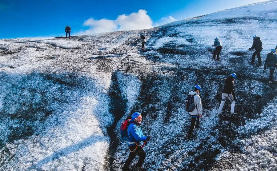 Jökulsárlón: Vatnajökull Glacier Guided Hiking Tour - Gear-up: crampons, helmet, and harness in plain language