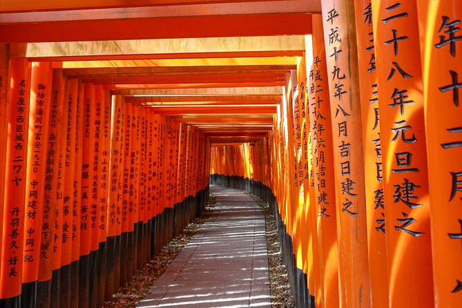 Kyoto: Fushimi Inari Hidden Hike (Private) - How the private guide prevents “Inari stress”