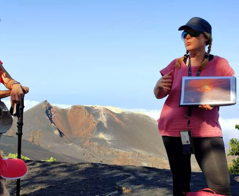La Palma: Tajogaite Volcano Guided Hike - Near the crater line: cracks, crater limits, and the 2021 story