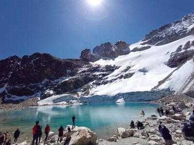 La Paz: Charquini Mountain Guided Hike - Getting there from La Paz: van stops that set the tone