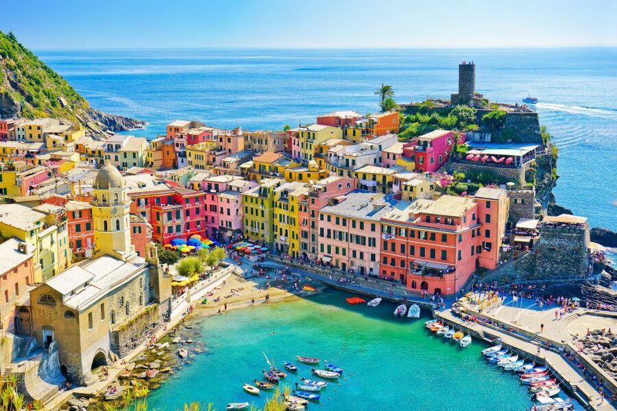 La Spezia: Cinque Terre Guided Hiking Tour - Guides and Group Reality: What Makes the Difference
