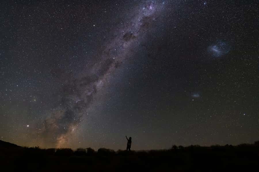 Lake Tekapo: Mountaintop Stargazing at Mount John Summit - Guides, Language, and the Moment You Actually Learn the Sky