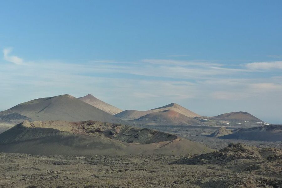 Lanzarote: Guided Volcano Hike with Transfers - Transfers and meeting point: how to make this easy