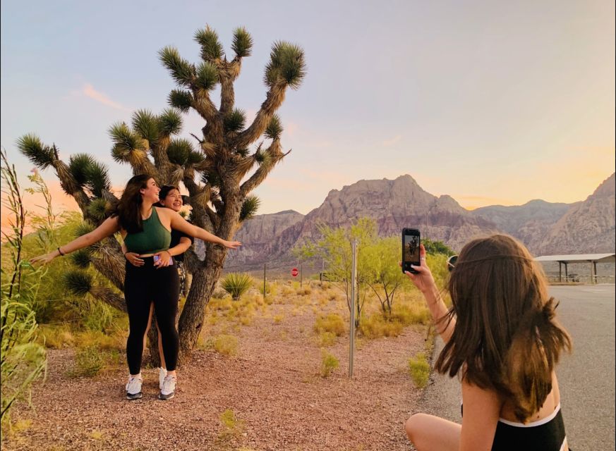 Las Vegas: Sunset Hike and Photography Tour Near Red Rock - Photo Opportunities: How the Guide Helps You Get Better Shots