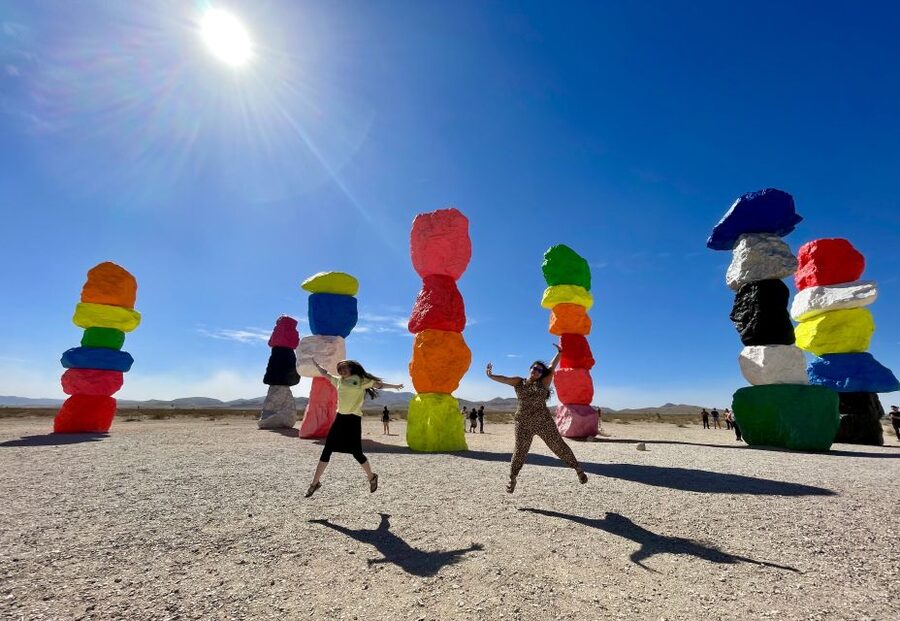 Las Vegas: Sunset Hike and Photography Tour Near Red Rock - Live Commentary: The Desert Makes More Sense When Someone Explains It