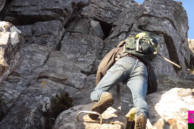 Lion's Head HIKE Table Mountain in Cape Town-South Africa - Muki Venture guides: safety first, pace always