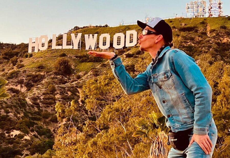 Los Angeles: Front & Back of Hollywood Sign Hike Guided Tour - Who should book this hike (and who should pass)