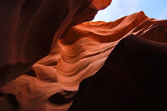 Lower Antelope Canyon Hiking Tour - Weather and timing: why the canyon colors change