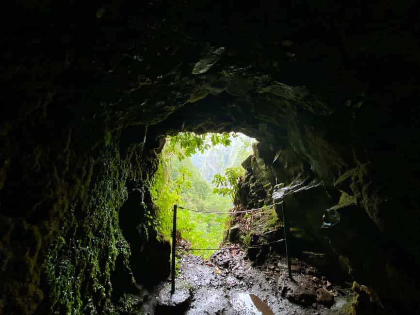 Madeira: PR 9 - Levada do Caldeirão Verde Hike Transfer - The trail setup: PR9.1 first, then the main PR9 hike