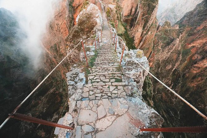 Madeira: Sunrise at Pico do Arieiro & Hike Larano trail - Pico do Arieiro Sunrise: Your Best Odds for First Light