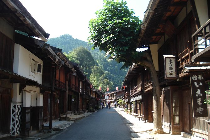 Magome & Tsumago Nakasendo Trail Day Hike with Government-Licensed Guide - Price and logistics: what you’re paying for at $155.22