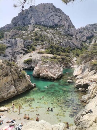 Marseille: Calanques National Park Guided Hike with Picnic - The hike: what 200m of climbing means on the ground