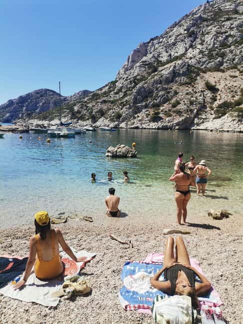 Marseille: Calanques National Park Guided Hike with Picnic - Swimming break in clean water: when to jump in and how to be smart