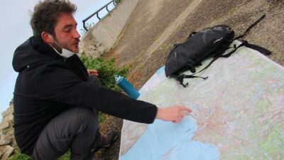 Marseille: Urban Hiking Tour with a Local Guide - Getting started at Burger King (and what to expect from the group)