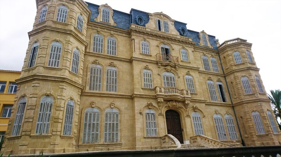 Marseille: Urban Hiking Tour with a Local Guide - Monument aux morts: a brief moment that adds meaning