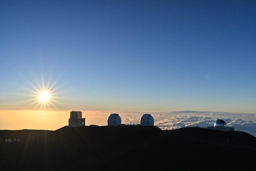 MaunaKea Summit SUNSET and Star Tour with Photo - Why Mauna Kea sunset feels different than any other Hawaii sky
