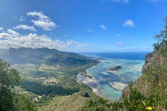 Mauritius: Le Morne: Intimate Hike Away from the Crowd - Sunrise or Afternoon: Picking Your Perfect Le Morne Start