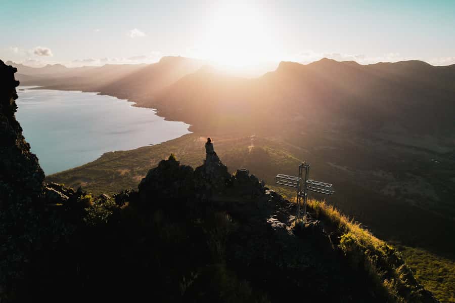 Mauritius: Le Morne Mountain Guided Sunrise Hike and Climb - Where you start: Slave Route Monument to trail entrance