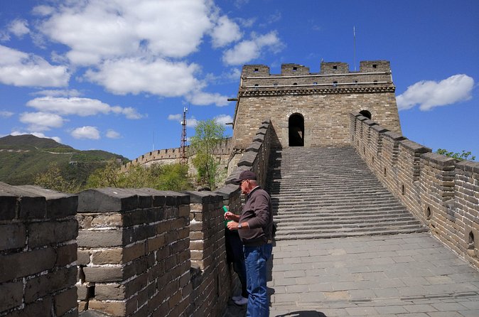 Mini Group: Half-Day Great Wall at Mutianyu Hiking Tour - Photo time, guide pacing, and the names worth remembering