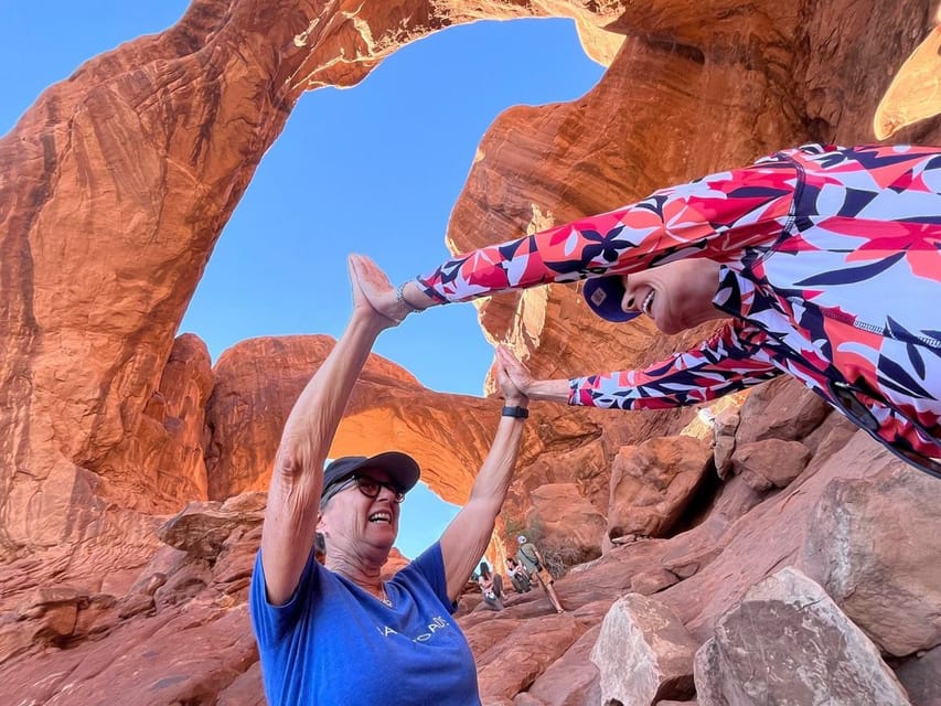 Moab: Arches National Park Sightseeing Tour - What you’ll actually do in 4 hours at Arches