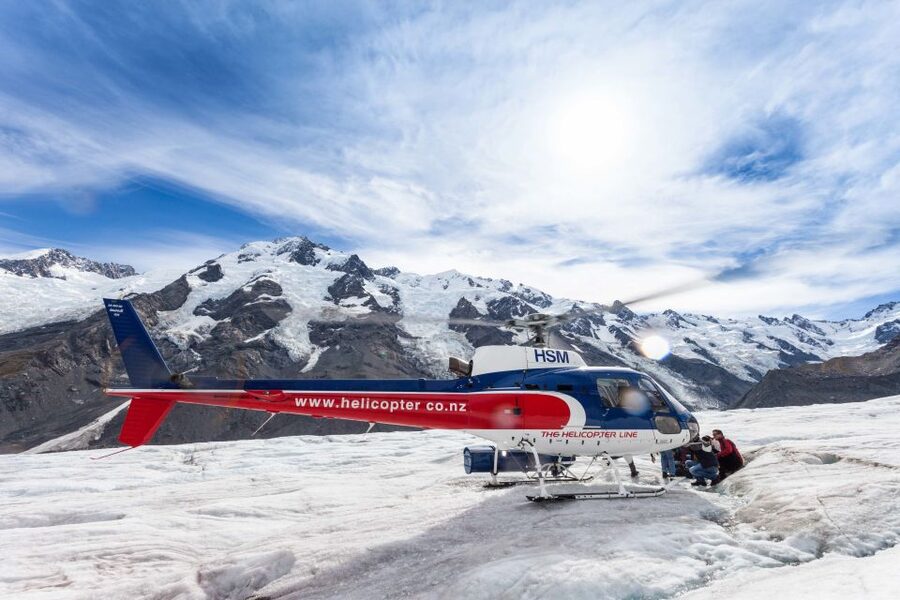 Mount Cook: 3 Hour Heli Hike to the Tasman Glacier - The 2-Hour Tasman Glacier Walk: What You’ll See Up Close