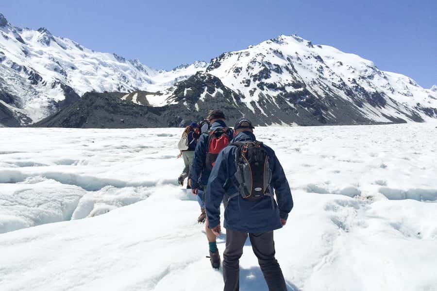 Mount Cook: 3 Hour Heli Hike to the Tasman Glacier - From Mount Cook Airport to the Tasman Glacier in Minutes