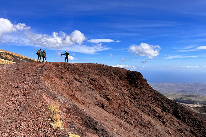 Mount Etna Adventurous Hiking Tour with Equipment - Entering Valle del Bove: Why the hike feels different
