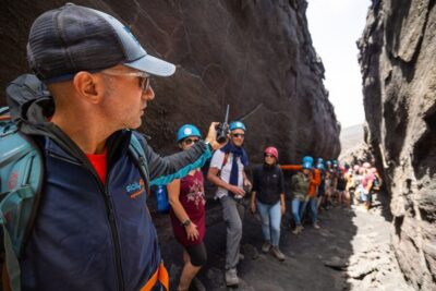 Mount Etna: Summit Guided Hiking Tour up to 3,400 m - Two route choices: 3,000 m Barbagallo vs ~3,400 m crater rim