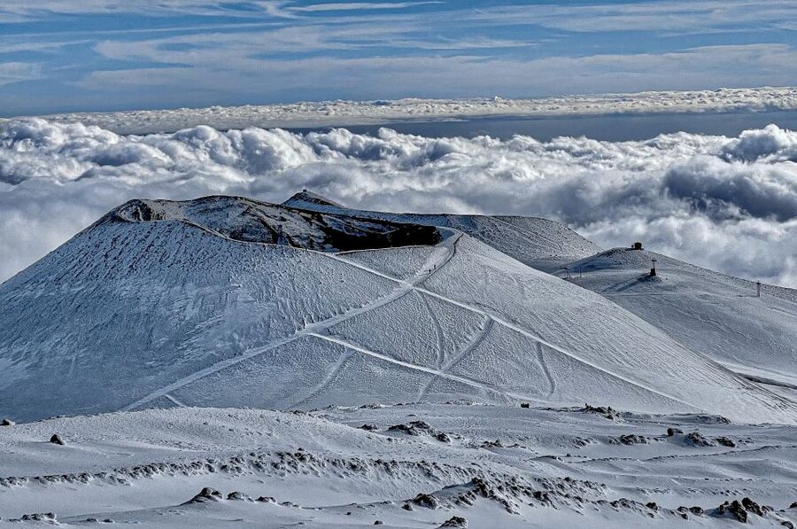 Mount Etna: Volcano Craters Hiking Tour - From the Esagonal Bar up to the first crater views