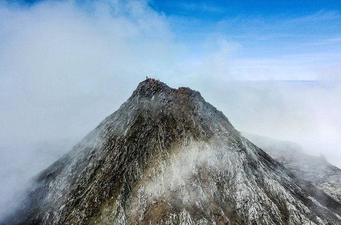 Mount Pico Guided Climb – Summit Portugal’s Highest Peak - On the trail: lava flows, scramble rocks, and pacing that works
