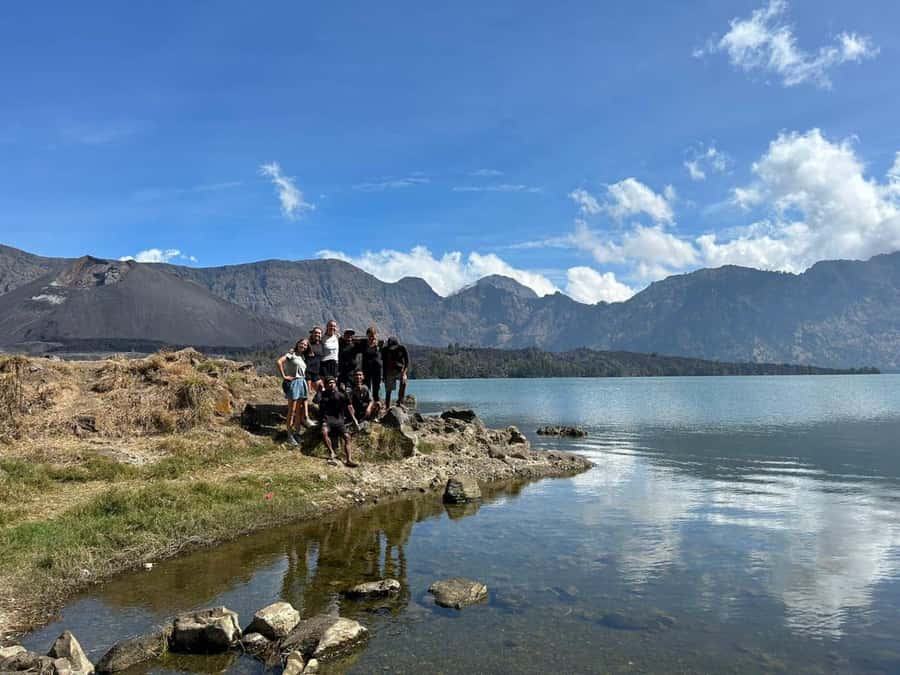 Mount Rinjani Trek 3D-2N To Summit - Lake - Hotspring - Day 2 night to Day 3 exit: Senaru rim sunset and the rainforest descent