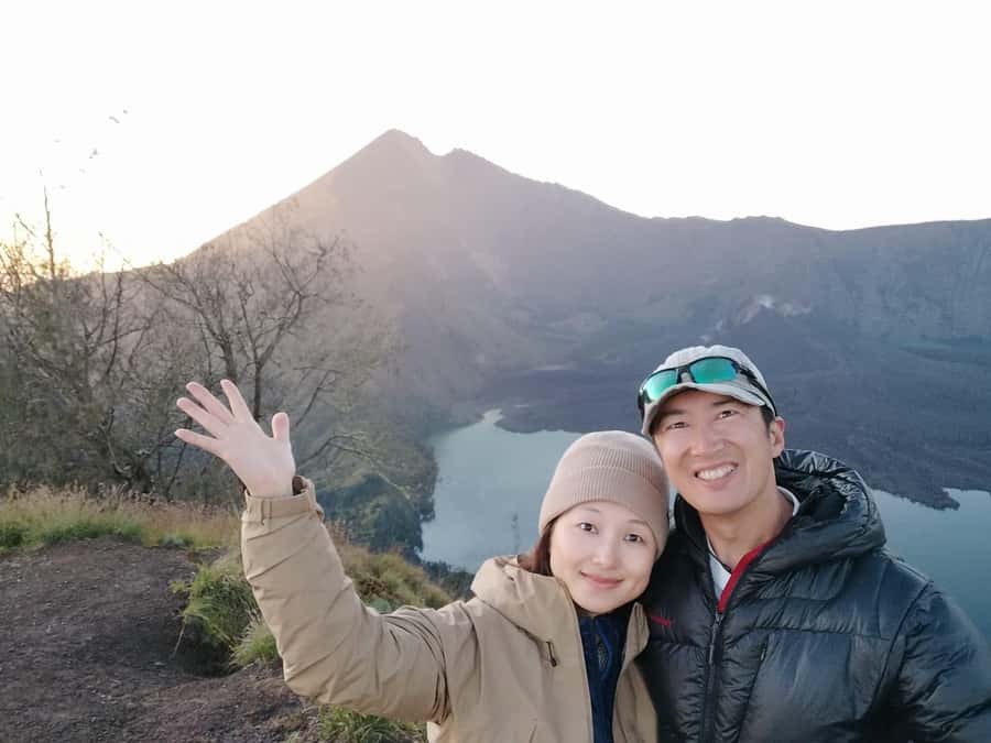 Mount Rinjani Trekking 2D/1N Summit Sunrise & Sunset Views - Camp Life at the Crater Rim: Cold Feet, Hot Food, Real Logistics