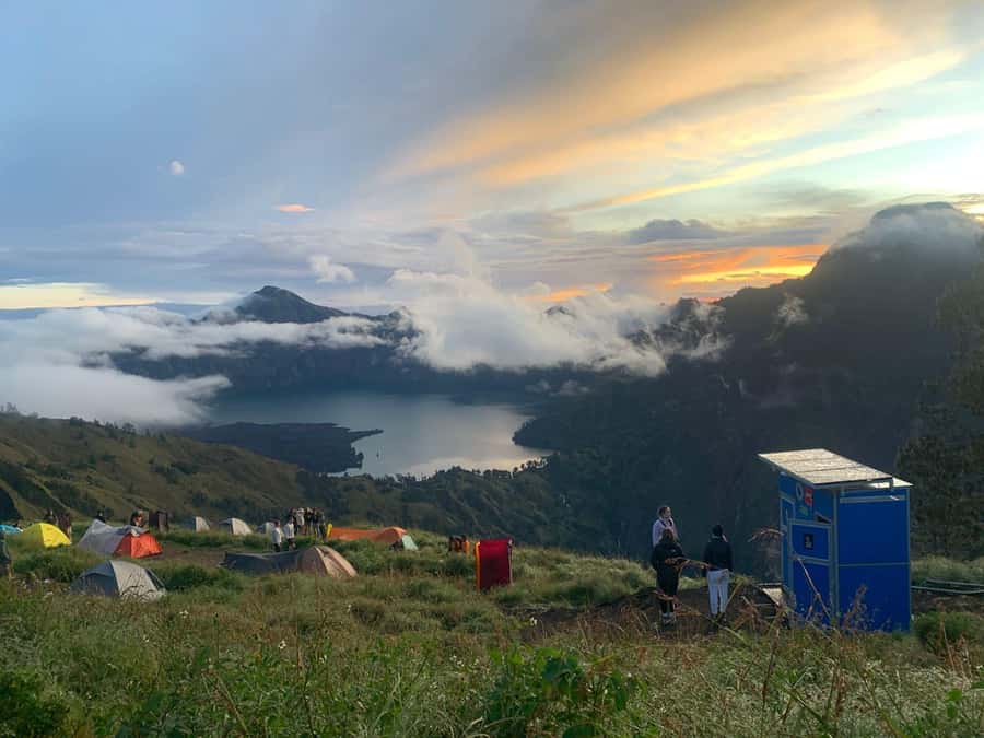 Mount Rinjani Trekking 2D/1N Summit Sunrise & Sunset Views - What to Pack (So Your Summit Isn’t a Suffering Contest)