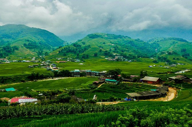 Mountain views & Rice Terraced Fields Hiking – 2D 1N - The rice terrace and mountain scenery: what you’re really paying for