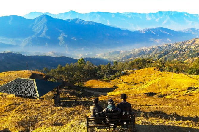 Nagarkot Sunrise View & Day Hiking with Lunch - Private/Group - Nagarkot Panoramic Hiking Trail: Downhill Walking with Real Meaning