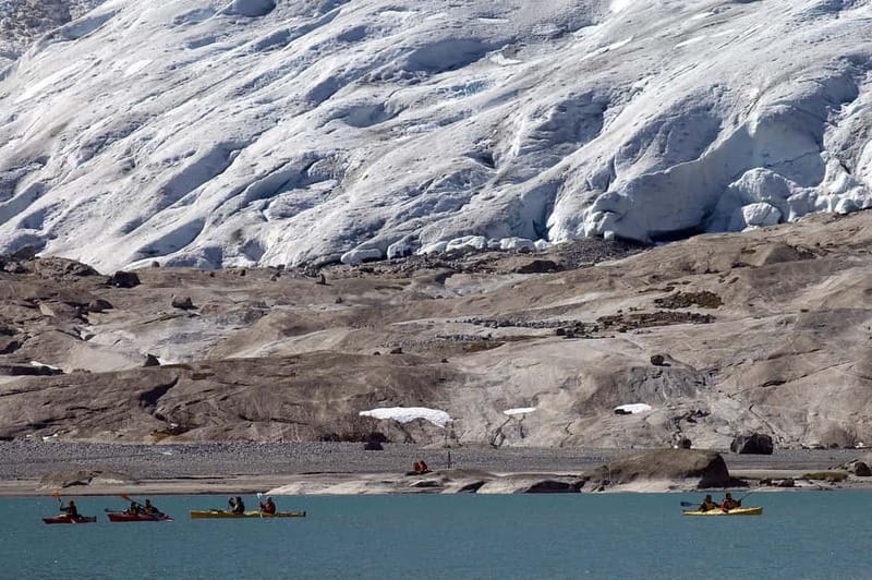 Nigards: Kayaking and Glacier Hike - Guides, Groups, and the Pace You Should Expect