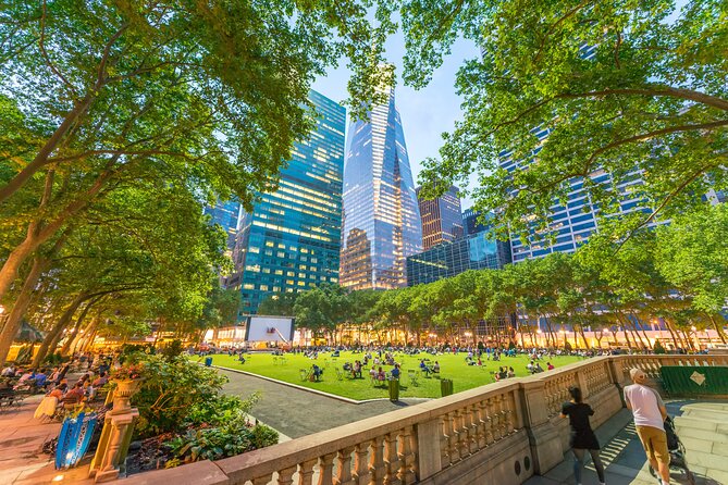 NYC Iconic Sights and Skyline Views with SUMMIT Ticket Option - Stop 4: St. Patrick’s Cathedral on Fifth Avenue