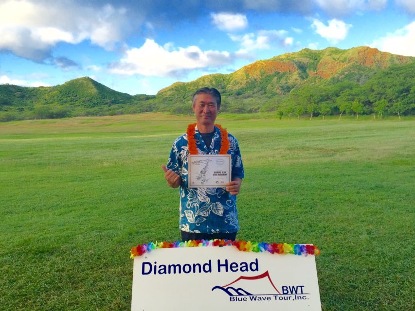 Oahu: Diamond Head Hike with Roundtrip Transportation - The self-guided hike: freedom after a fast start